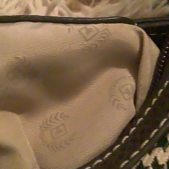 Chaps shoulder bag - Picture 4 of 8